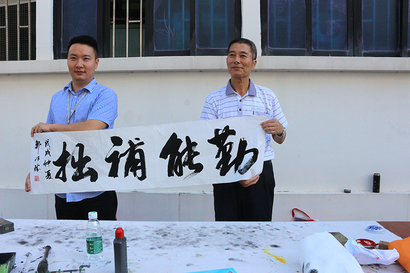 mk体育公司成功举办第一届“关爱生命，奉献爱心”无偿献血活动