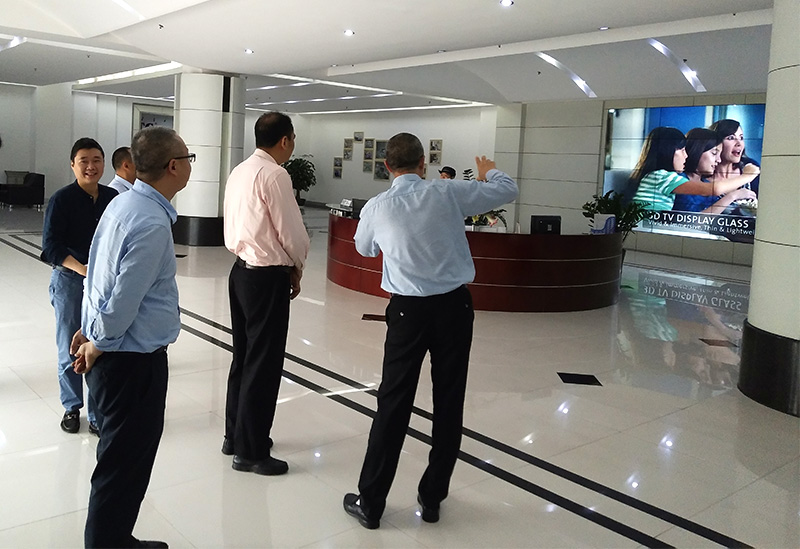 坂田街道办党工委副书记、办事处主任林逸涛一行莅临mk体育调研